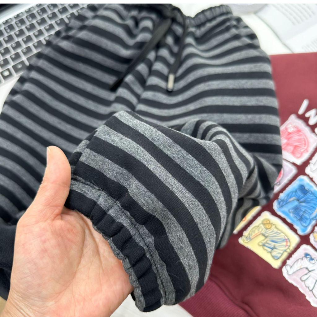 Children's 2025 Velvet-Lined Striped Sweatpants: Thick, Stylish, Versatile for Sports and Winter