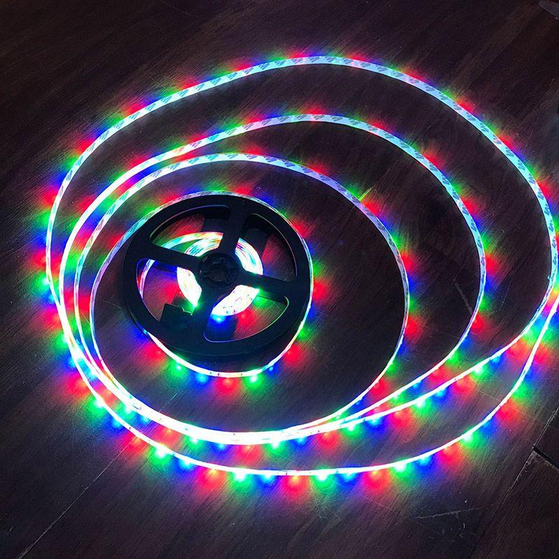 Vielseitiges 300-LED-RGB-Streifenlicht-Kit mit einstellbaren Modi und Fernbedienung 16 Fuß
