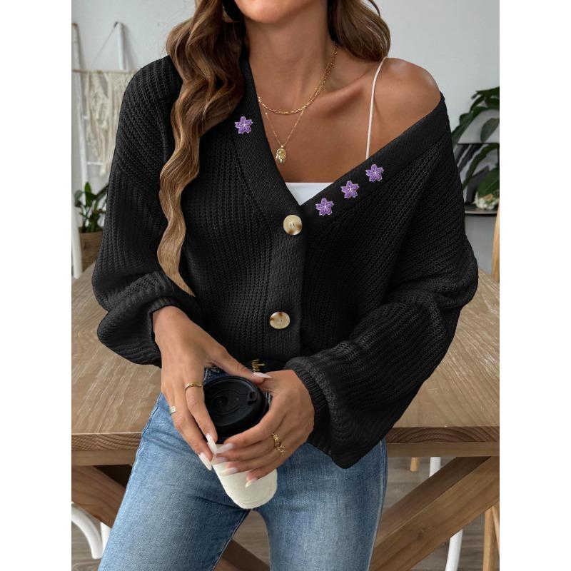 

Женское осенне-зимнее короткое пальто на пуговицах с цветочной вышивкой XL чёрный