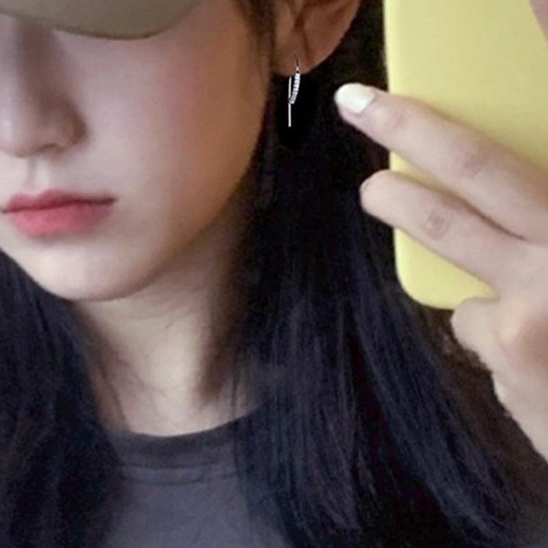 Stylish Geometric Ear Hangers with Sparkling Diamonds Portable Accessory for Fashionable Women Daily Casual Wear