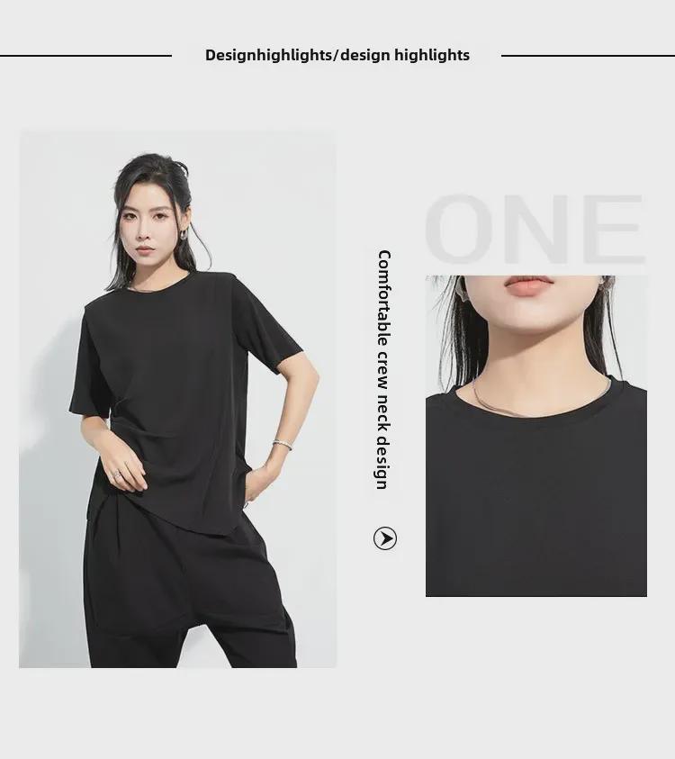 Ciemny Tencel Jedwab Lodowy Asymetryczny Dół Rzymski T-Shirt - Damski Top o Unikalnym Designie