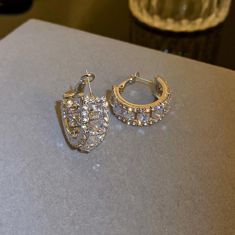 Hochwertige Silbernadel Zirkon Blume Fransenohrringe Europäische und Amerikanische Leichter Luxus Temperament Ohrringe Retro Nischenohrringe