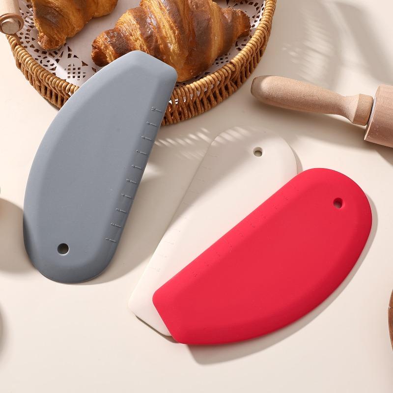 Silicone Noodle Cutting and Baking Tools Kitchen Intestine Powder Cutting Knife Cake Cream Scraper Baking Supplies