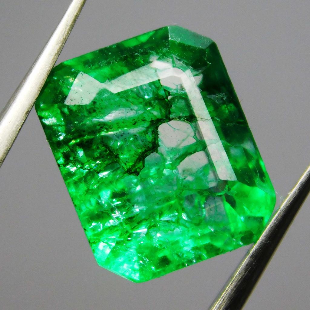 Natural Green Emerald Loose Gemstone 10 ct Emerald Cut Colombian for Jewelry Making and Crafts