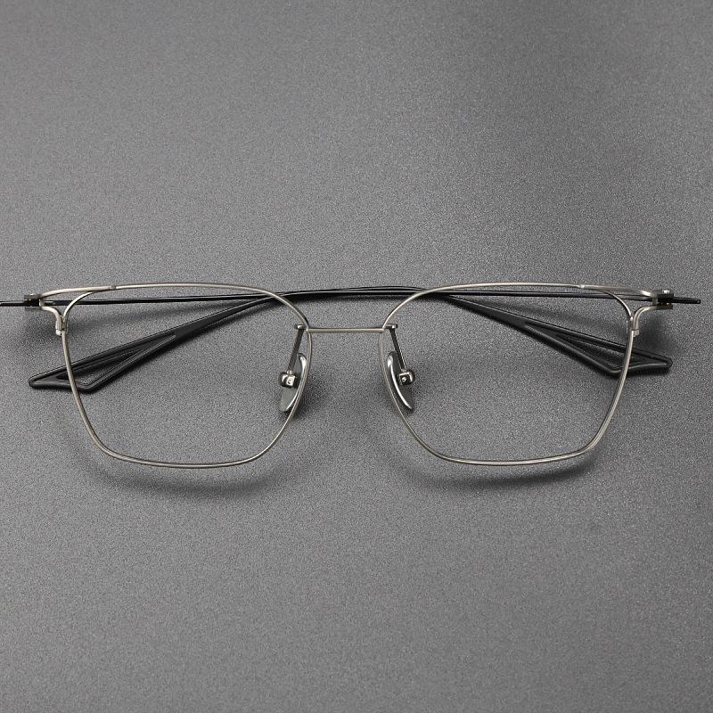 Retro Ultralight Square Pure Titanium Myopia Eyeglass Frames with Anti-Blue Light Coating