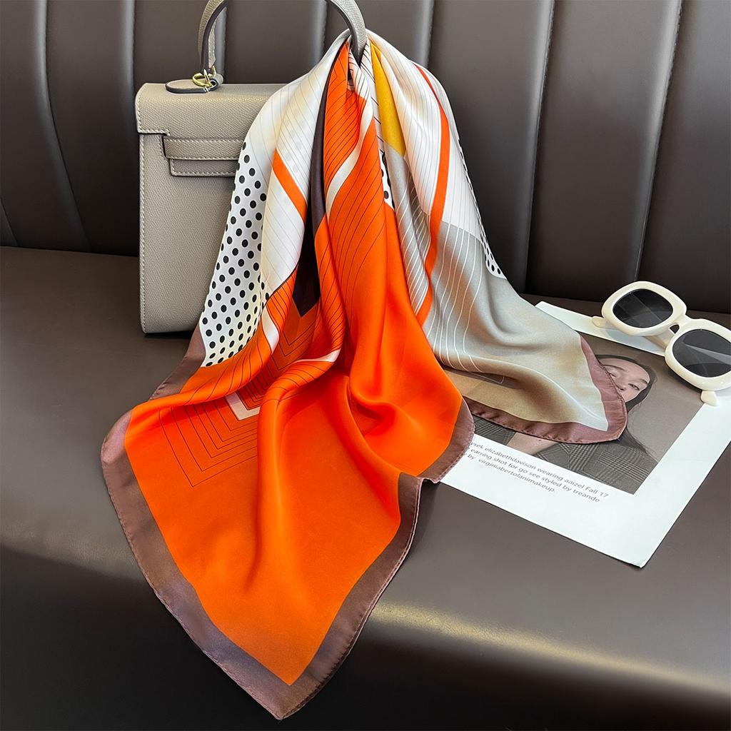 Fashion Print Satin Scarf Women Luxury Brand Neckerchief Wraps Designer Shawl Square Bandana Girls Headwear Head Hair Scarves