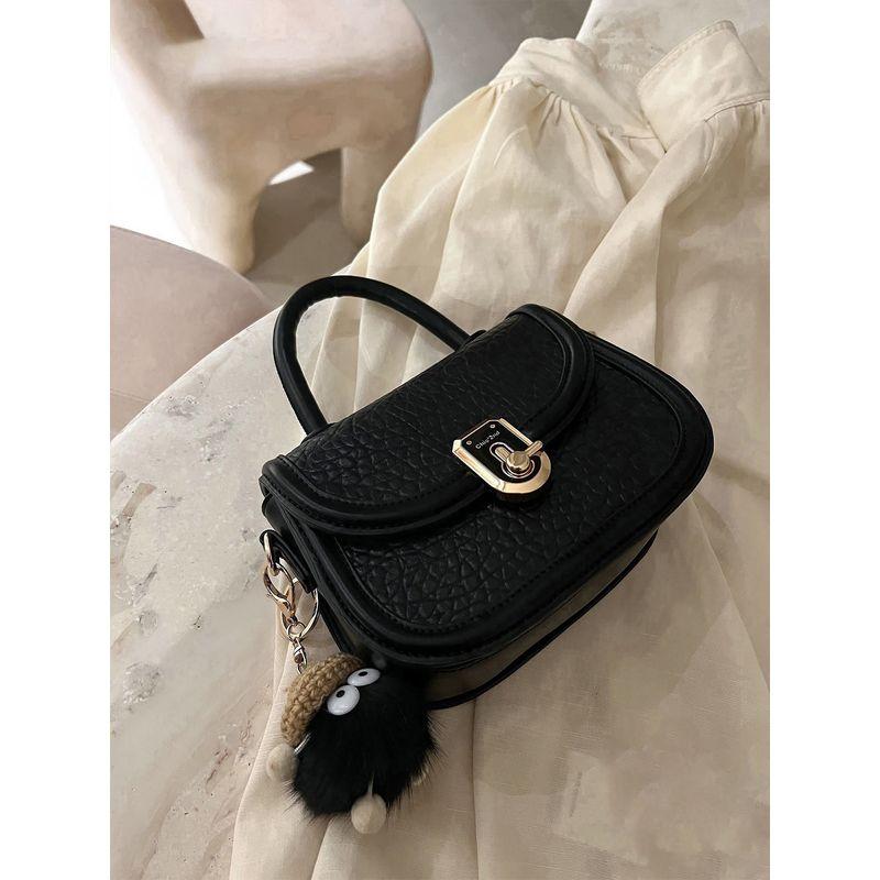 

South Wind White Moonlight Female Summer Advanced Texture Saddle Bag Black