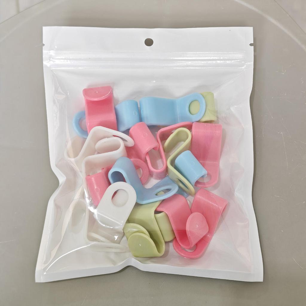Sturdy Plastic Hanger Connector Hooks for Household Storage