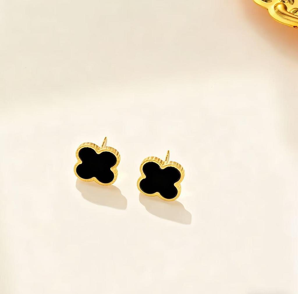 13mm Vierblättriges Kleeblatt Titanstahl Schmuckset: 18K Armband, Halskette, Ohrringe