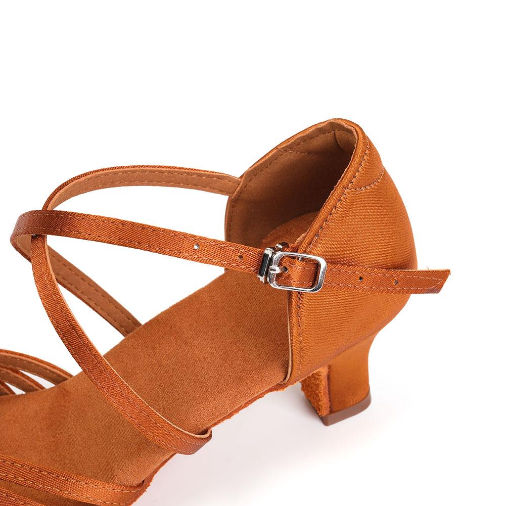 Chaussures de danse latine professionnelles pour femmes, chaussures de danse Salsa pour salle de bal, talon moyen d'intérieur 5cm