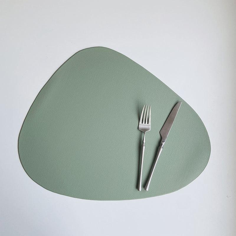 Pebble Faux Leather Triangle Placemat - Waterproof, Oil-proof, Heat Insulation, Christmas Decorative Mat