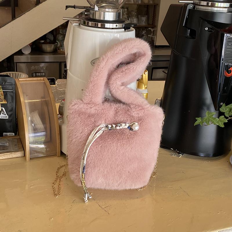 Monochromatic Feminine Velvet Crossbody Bags  Casual Chains  Young Shoulder Bags  High Quality  Basic Style