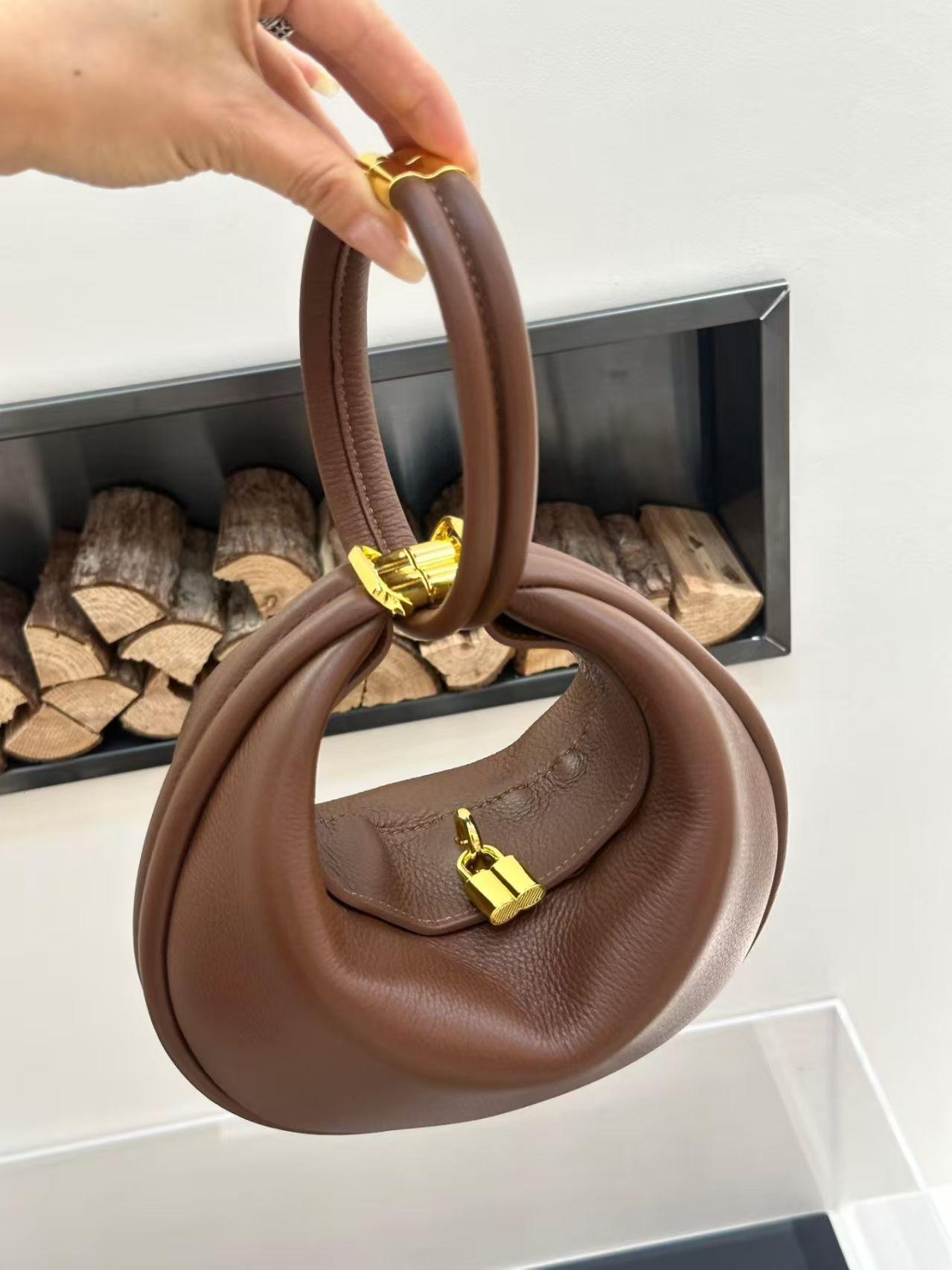 

Bags Crescent Authentic Leather Women s French Portable Dinner Single Shoulder Cross-slung Exquisite Underarm Head Layer Length: 24X2X19cm коричневый
