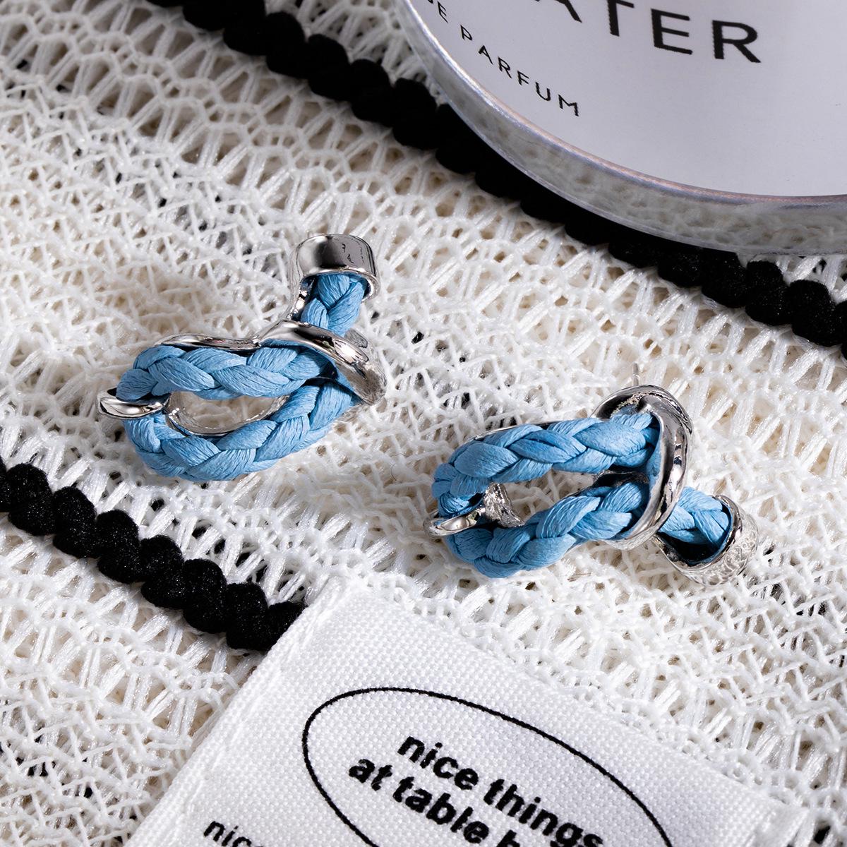 

Silver Needle Braided Leather Knot Crossover Stud Earrings - Retro Luxury Niche Style