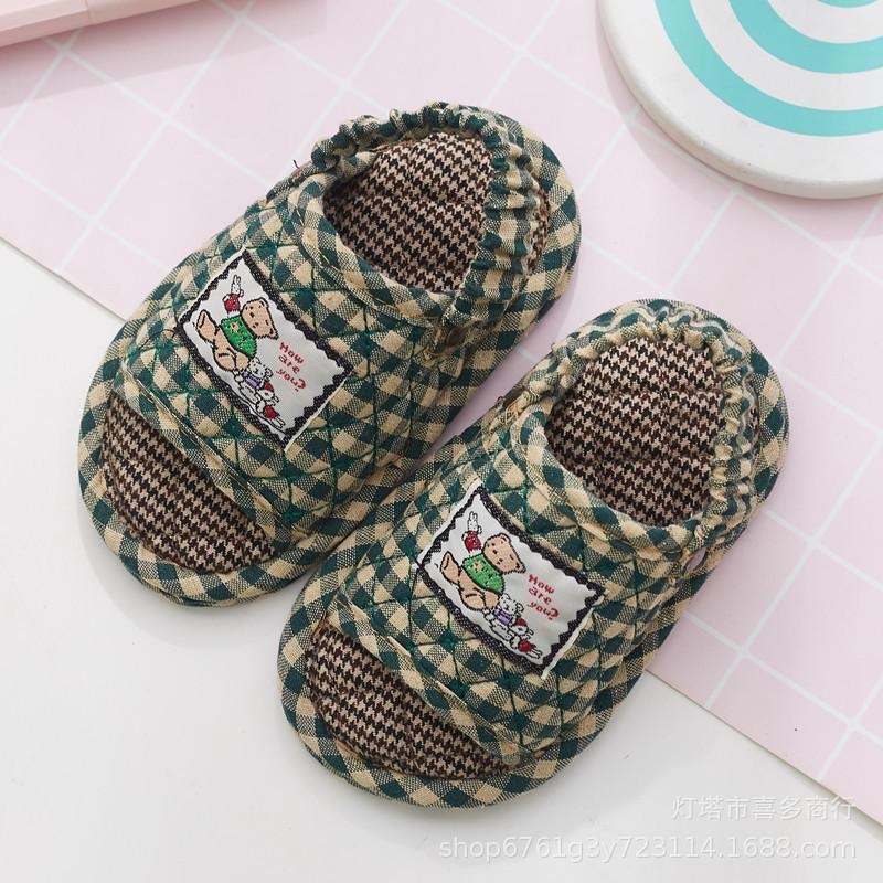 Children's slippers indoor soft bottom home silent boys and girls cotton and linen fabric bottom slippers spring and autumn seasons