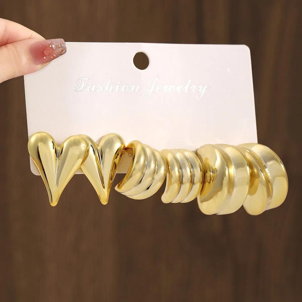 6Pcs/Set Fashion Gold Color Heart Bear Drop Earrings for Women Simple Twisted Metal C-Shape Earrings Elegant Jewelry Gifts