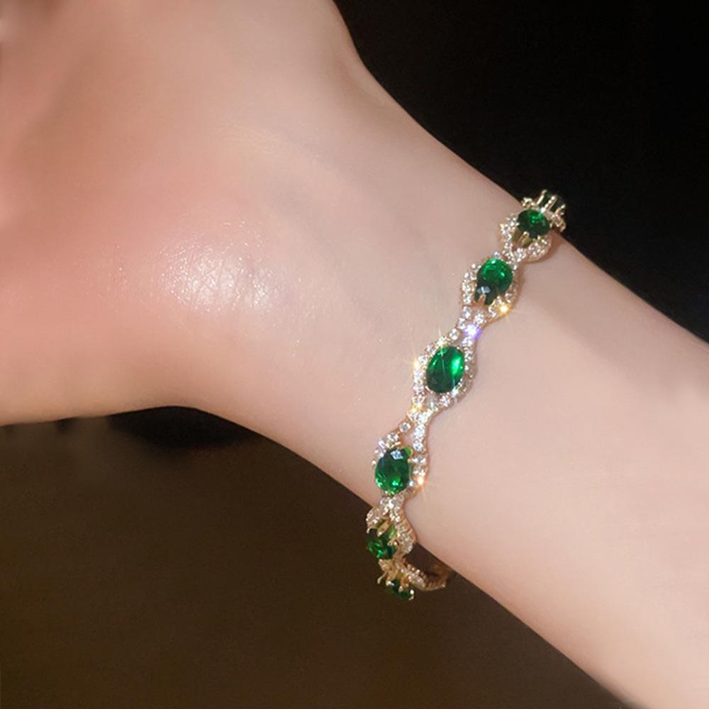 High‑End Light‑Luxury Diamond‑Inlaid Crystal Bracelet, Exquisite Sparkling Celebrity‑Style Niche‑Design Temperament Hand Jewelry