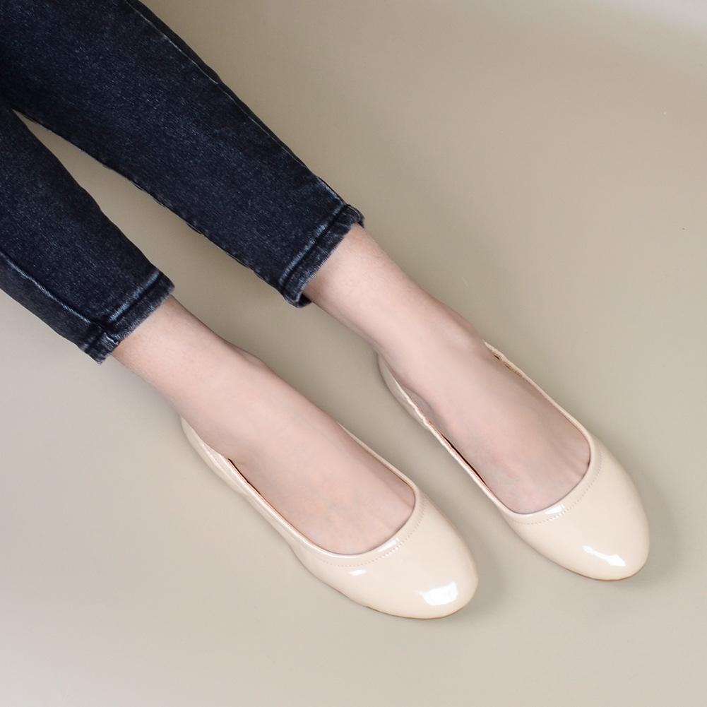 Patent Leather Egg Roll Shoes 2025 Spring and Autumn Soft-soled Women's Single Shoes Light Mouth Shoes