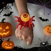 Náramek na zápěstí pavouk Halloweenský náramek, Svítící náramky LED, Strašidelný lebka oko Vtipný pásek Dýňové pásky pro Halloweenské párty Potřeby Elastický náramek