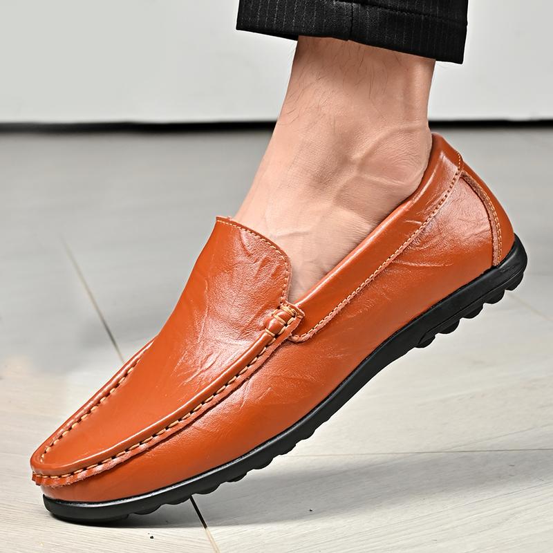 Men’s Moccasins Loafer Driving Shoes Flats Casual Slip On Plus Size Wide Head Shoes for Men