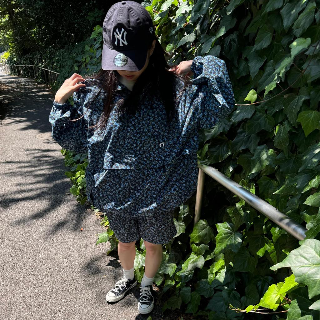 Hanten Floral Anorak, Navy, Medium, 24HTL-001