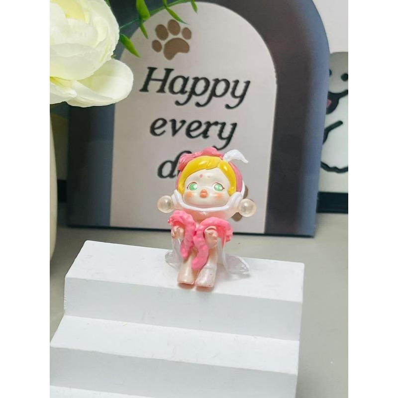 Mengli Dimo Sister Erchuang Changed The Baby's Optional Gift, Which Can Be Punched and Made Into A DIY Keychain Mobile Phone Chain.