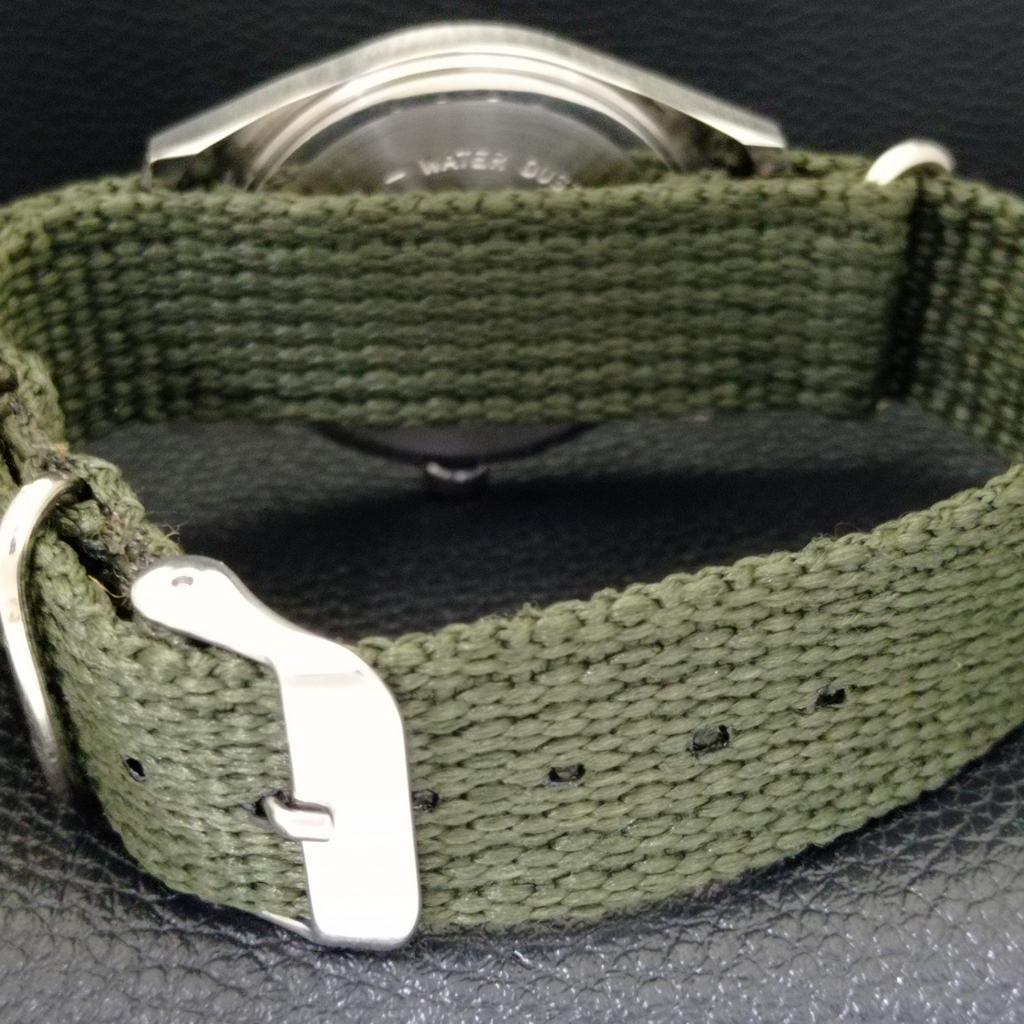 HMT HAND-WINDING VINTAGE INDIAN MENS BLACK COLOR DIAL WATCH A440988-4