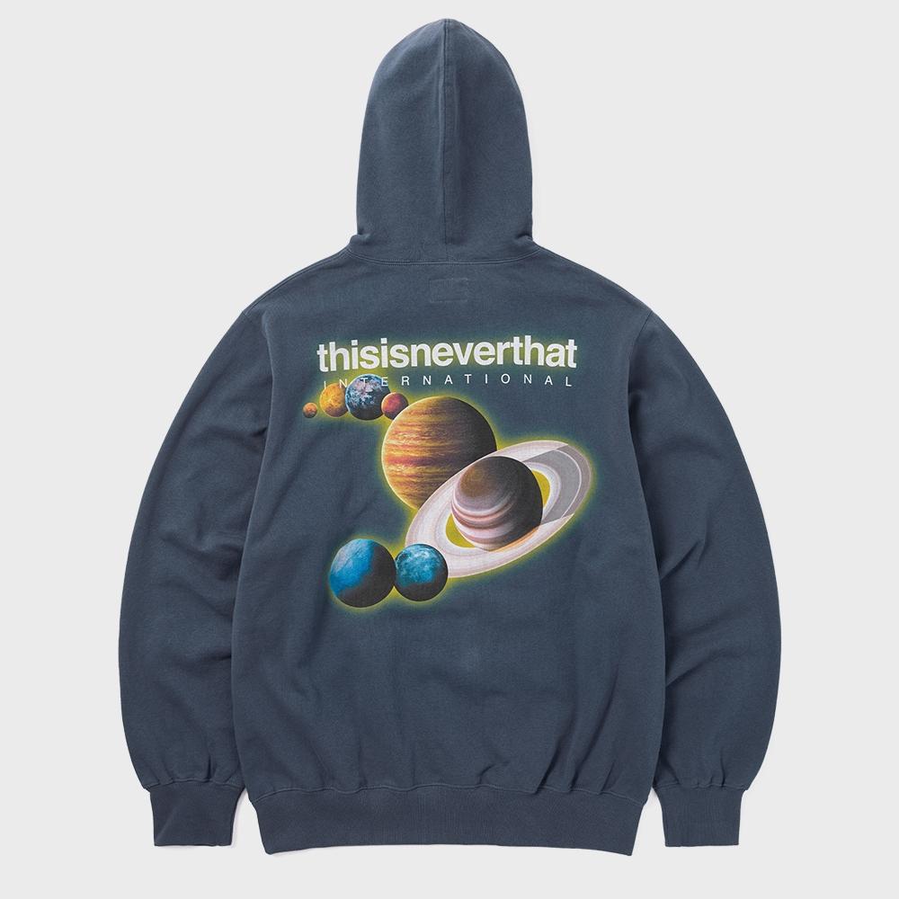 Этот Никогда Тот Худи с изображением Солнечной системы Глубокая вода S