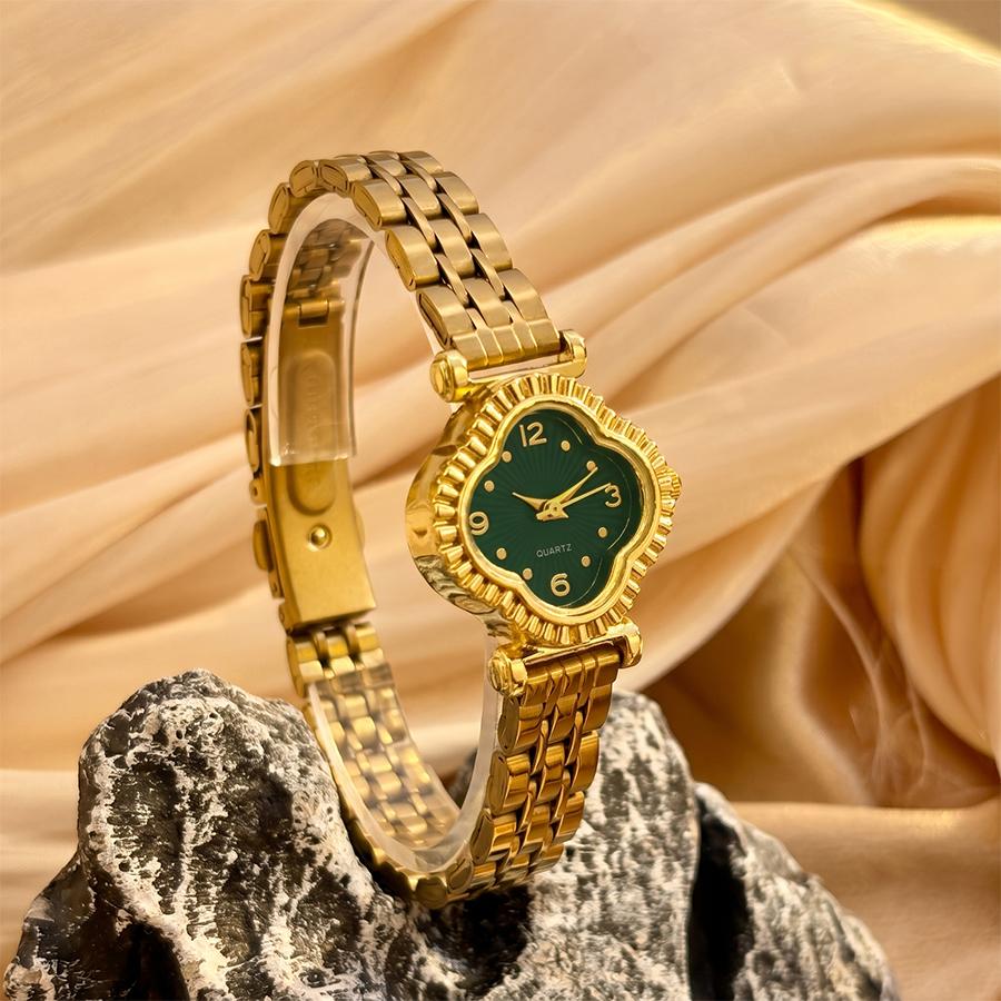 Vintage Watch for Woman Lace Dial Stainless Steel Strap Classic Retro Wrist Watch