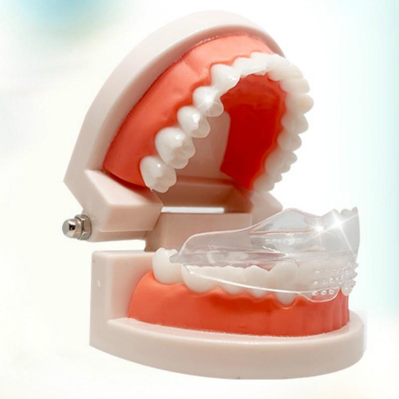 Braces Orthodontics Invisible Braces Orthotics Transparent Male and Female Anti-wear Braces At Night