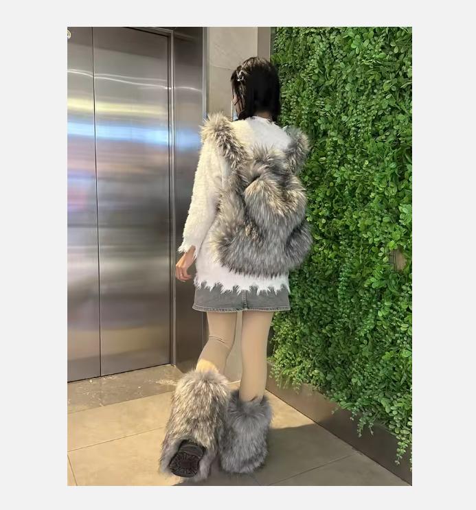 2026 NEW FASHION Y2K Faux Fur FOR Women Backpack Solid Soft Fleece Knapsack Harajuku Style Winter Ladies Bag