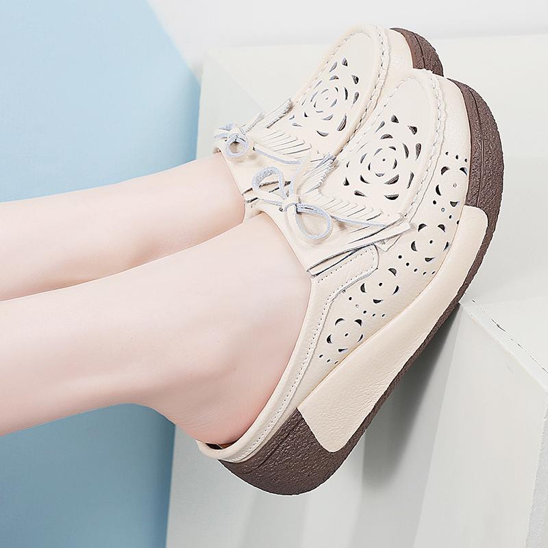 Damen Sandalen mit Höhenabsatz Plateau Loafers Rot Slipper zum Hineinschlüpfen Lässige Clogs Blume Leder Weiße Schuhe für Mutter