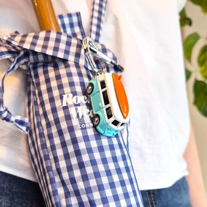 Belgian Metal Keyring - Surfer Band