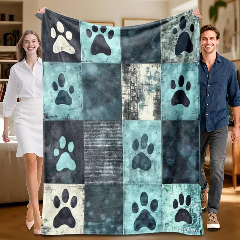 

1 piece paw print flannel blanket, blue and gray, soft, suitable for sofa, bed, office, all-season use. 70x100cm