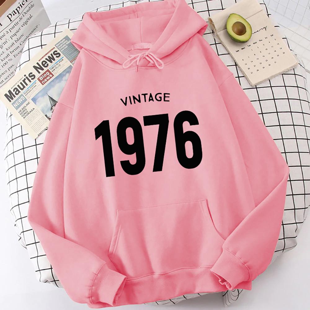 Hot Vintage 1976 Printed Women And Men Hoodies Loose Pullover Hooded Plus Size Autumn And Winter Long Sleeve Couple Sweatshirt