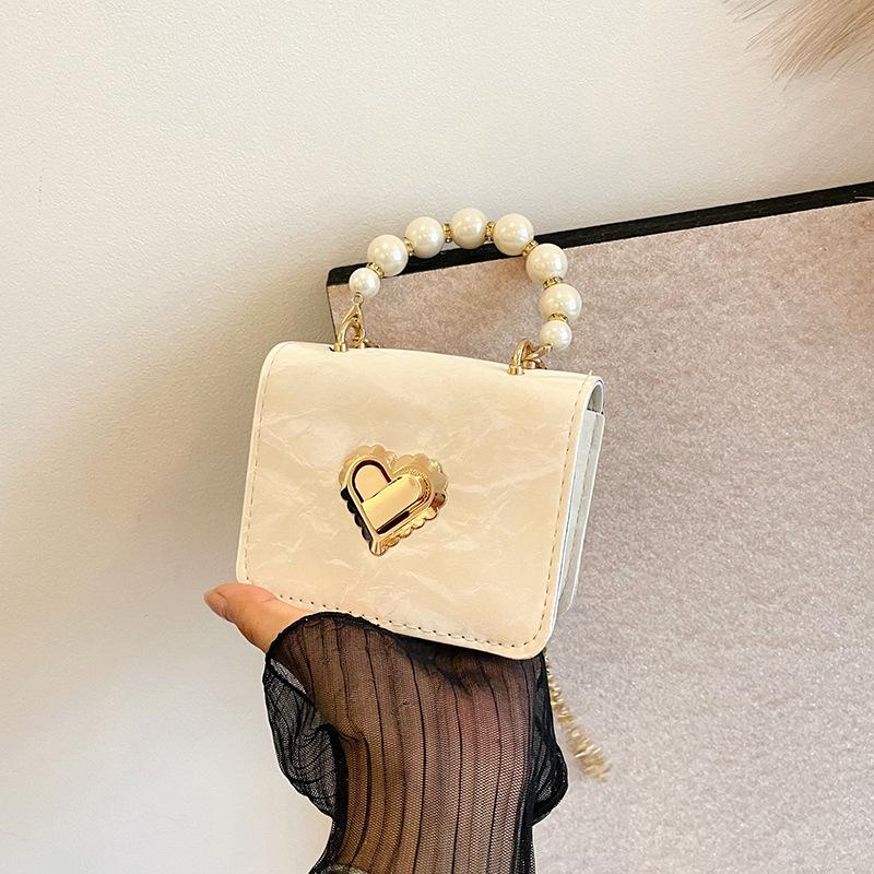 Niche Ins High-value Bag Women's 2025 Autumn New Pearl Design Mini Small Portable Messenger Bag