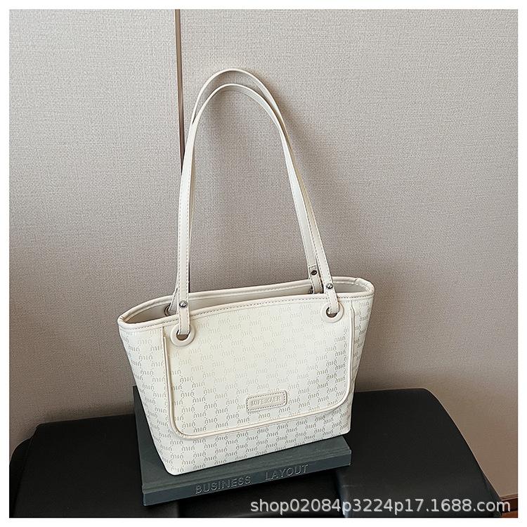 2025 new simple large capacity trend versatile fashion commuter women tote bag portable shoulder bag