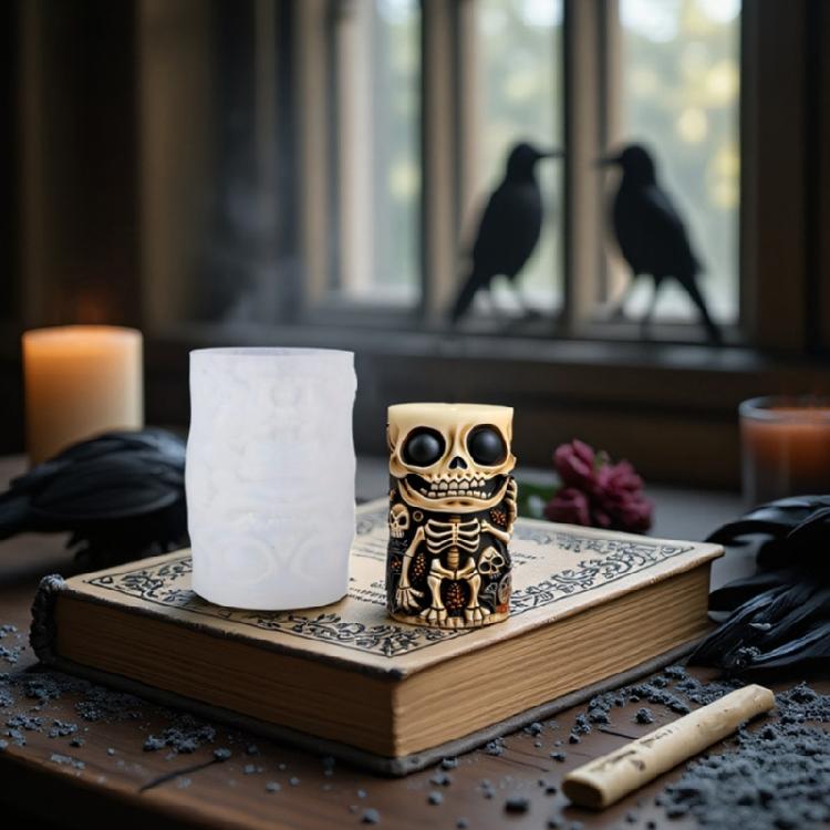 Skull Design Silicones Cylindrical Candle Mold Perfect For Halloween Decorations Kids Crafting And Artistic Creation