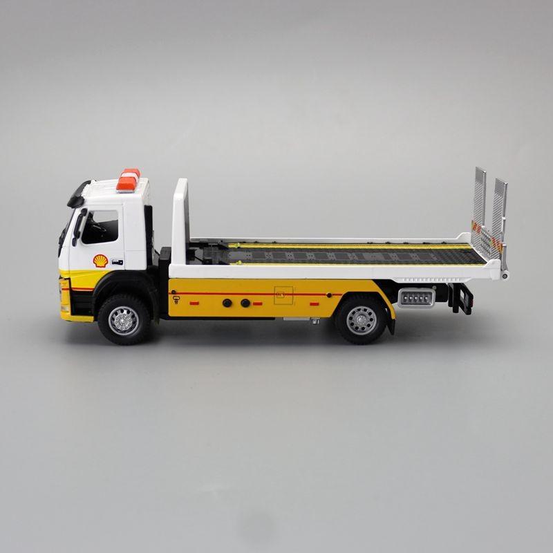 Alloy Engineering Vehicle Toy With Sound And Light Features For Kids Gift