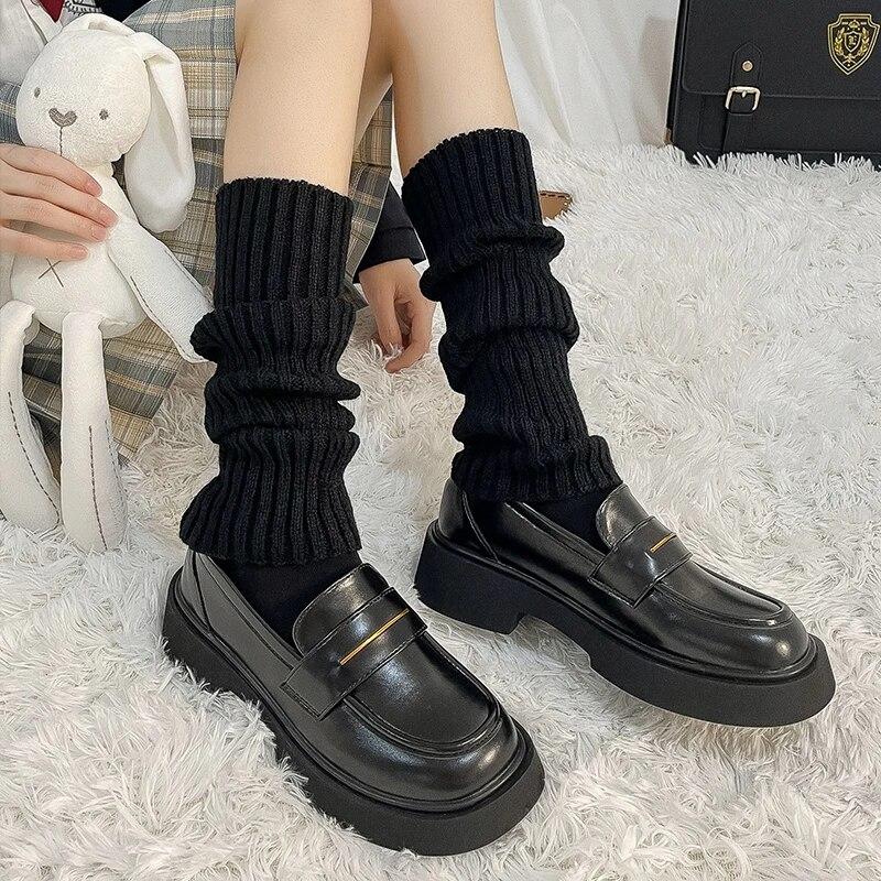 2 Pairs of Women's Four-season Autumn and Winter Solid Color Harajuku Fashion Wear Trendy Simple JK College Style Pile Socks