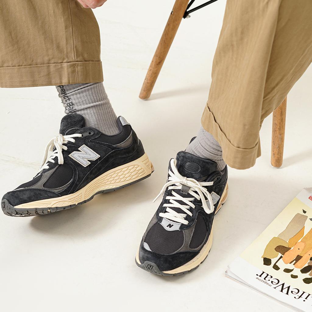 New Balance 2002R 'Phantom' Sneakers M2002RHO