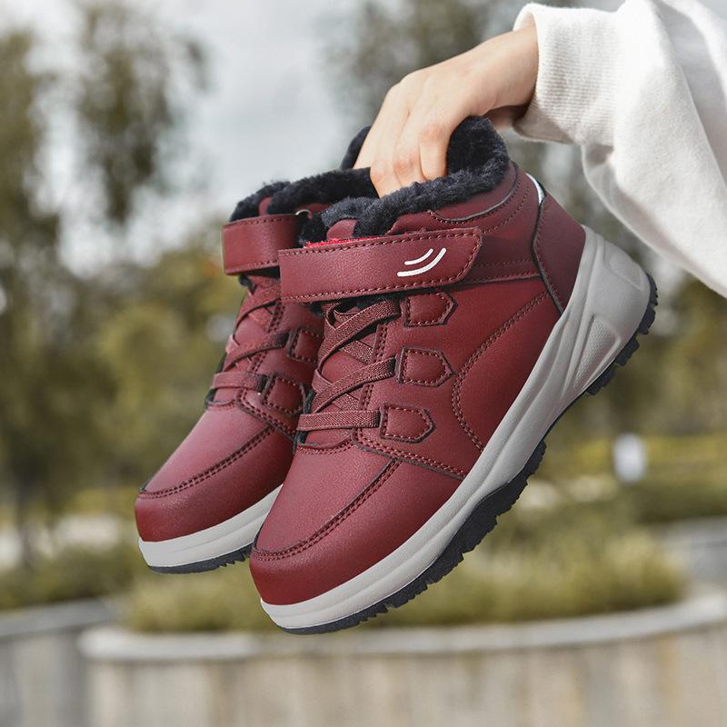Cotton shoes, velvet and cotton, new winter warm elderly shoes, sports running and walking shoes, the same mother shoes for men and women