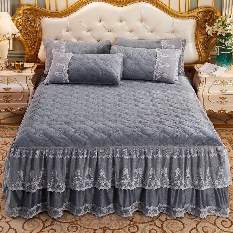 Luxusní tlusté plyšové prošívané přehozy jednobarevné Queen King Size Princess křišťálově sametová krajková sukně postele není součástí povlaku na polštář