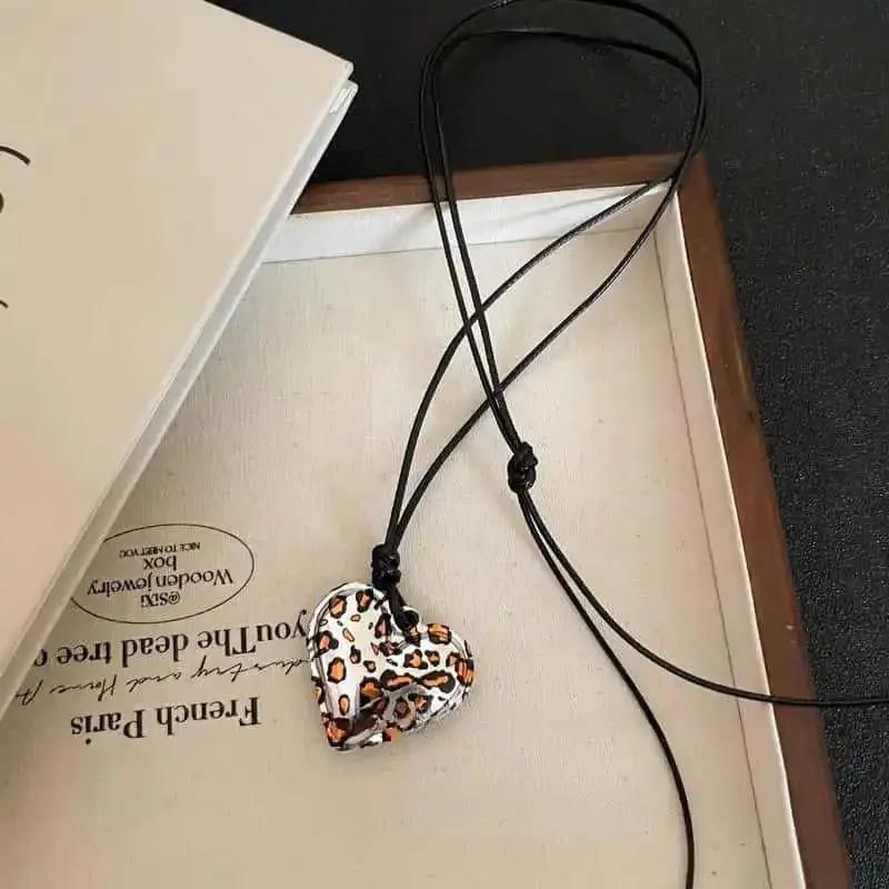Collana con Ciondolo a Forma di Cuore LATS per Donna Uomo 85CM Catena per Maglione Estraibile Regolabile Accessorio Gioiello di Moda Regalo