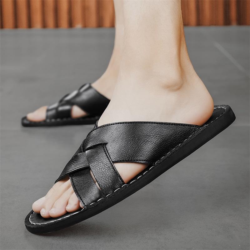 Fashion Handmade Leather Slippers for Men 2025 New Beach Summer Walking Shoes Slip on Light Male Flats Men Flip-flops Outdoor Half Drag
