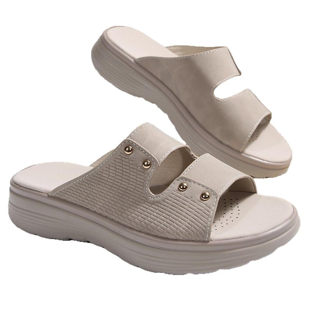 2025 new foreign trade summer platform slippers women's shoes one word with casual rivets decoration outside wear cool slippers