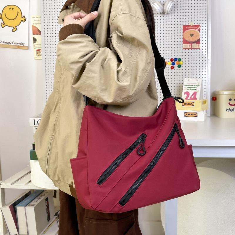 Simple and Unique Zipper Fashion Commuting Crossbody Single-shoulder Tote Bag
