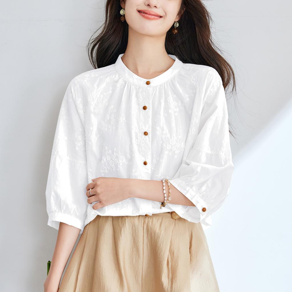 Small Fresh Retro Embroidered Shirt Women's Spring and Summer New Top