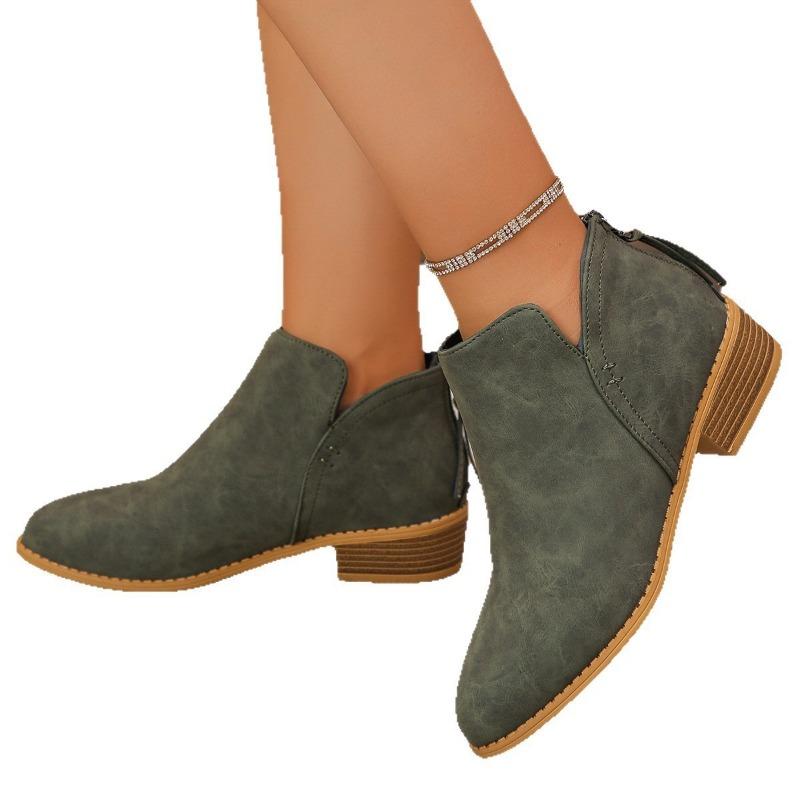 Pointed Rear Zipper Short Martin Boots Women's Large Size Leather Boots Solid Color Skinny Thick Heel Leather Surface and Ankle Boots