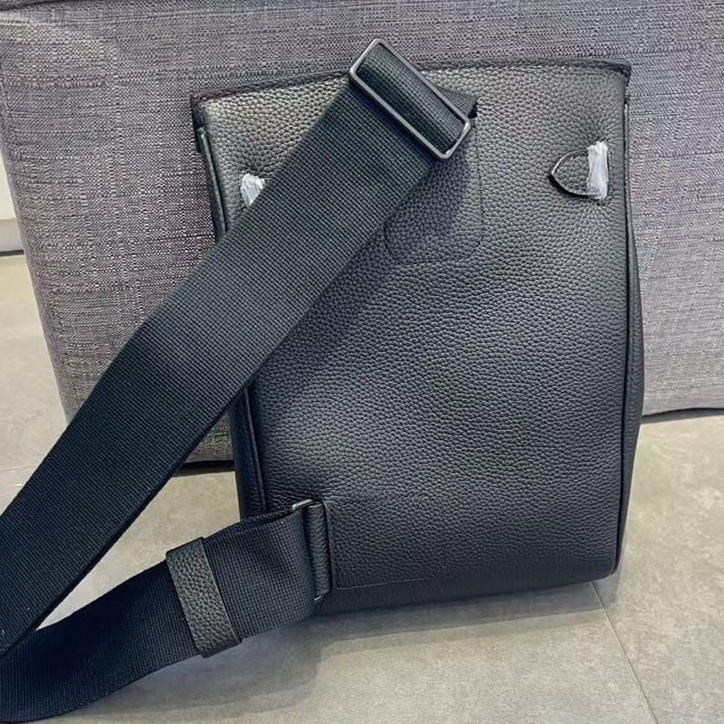 Unisex Genuine Leather Chest Bag 2026